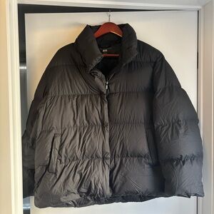 Uniqlo Ultra Light Down Cocoon Puffer Jacket - Black Womens size medium coat